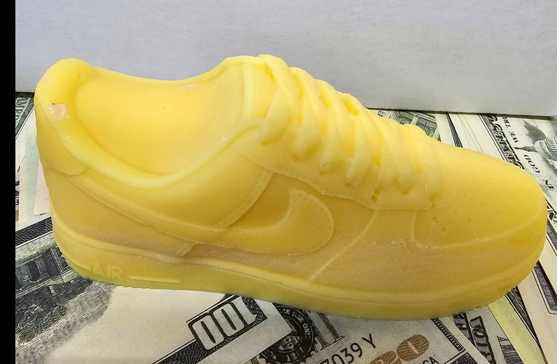 SNEAKER CASH WAX MELT (AIR FORCE ONE INSPIRED!)