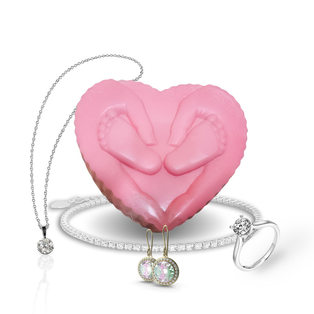 GIANT HEART WITH BABIES FEET IN MOMS HANDS JEWELRY WAX MELT