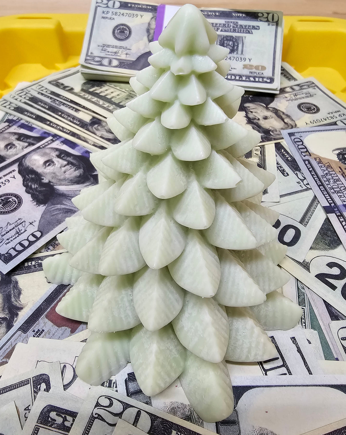 christmas tree money wax melt WORLDS LARGEST CHRISTMAS TREE CASH WAX MELT